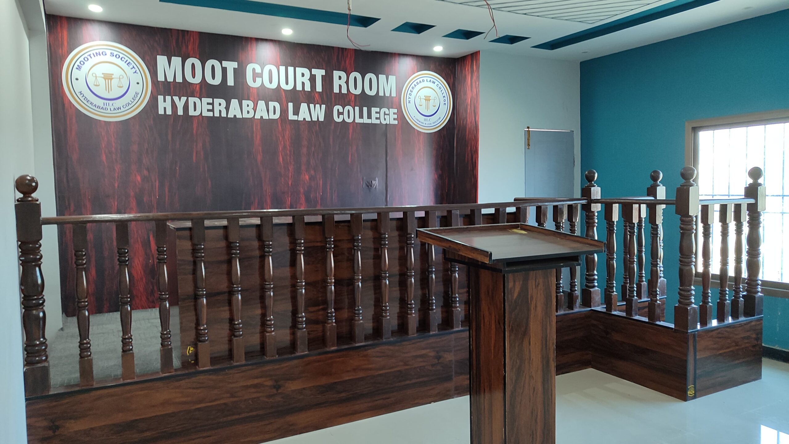 moot-court
